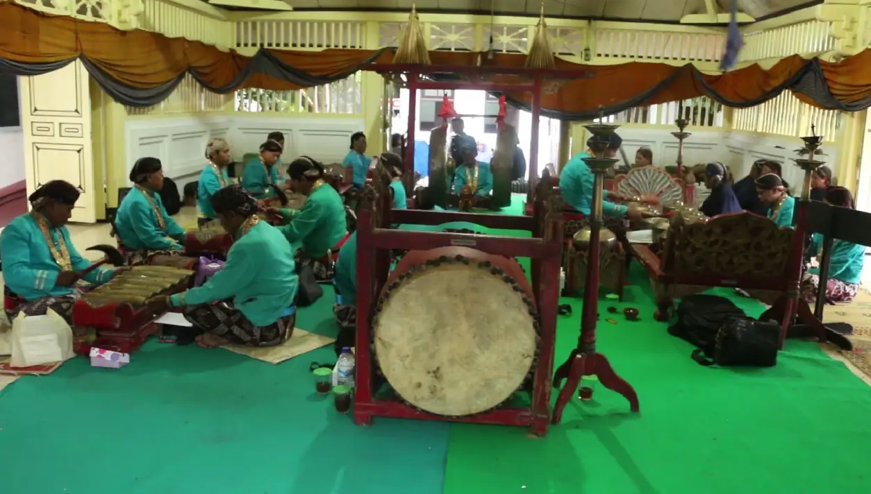 Jejak Islam dalam Tabuhan Gamelan Sekaten